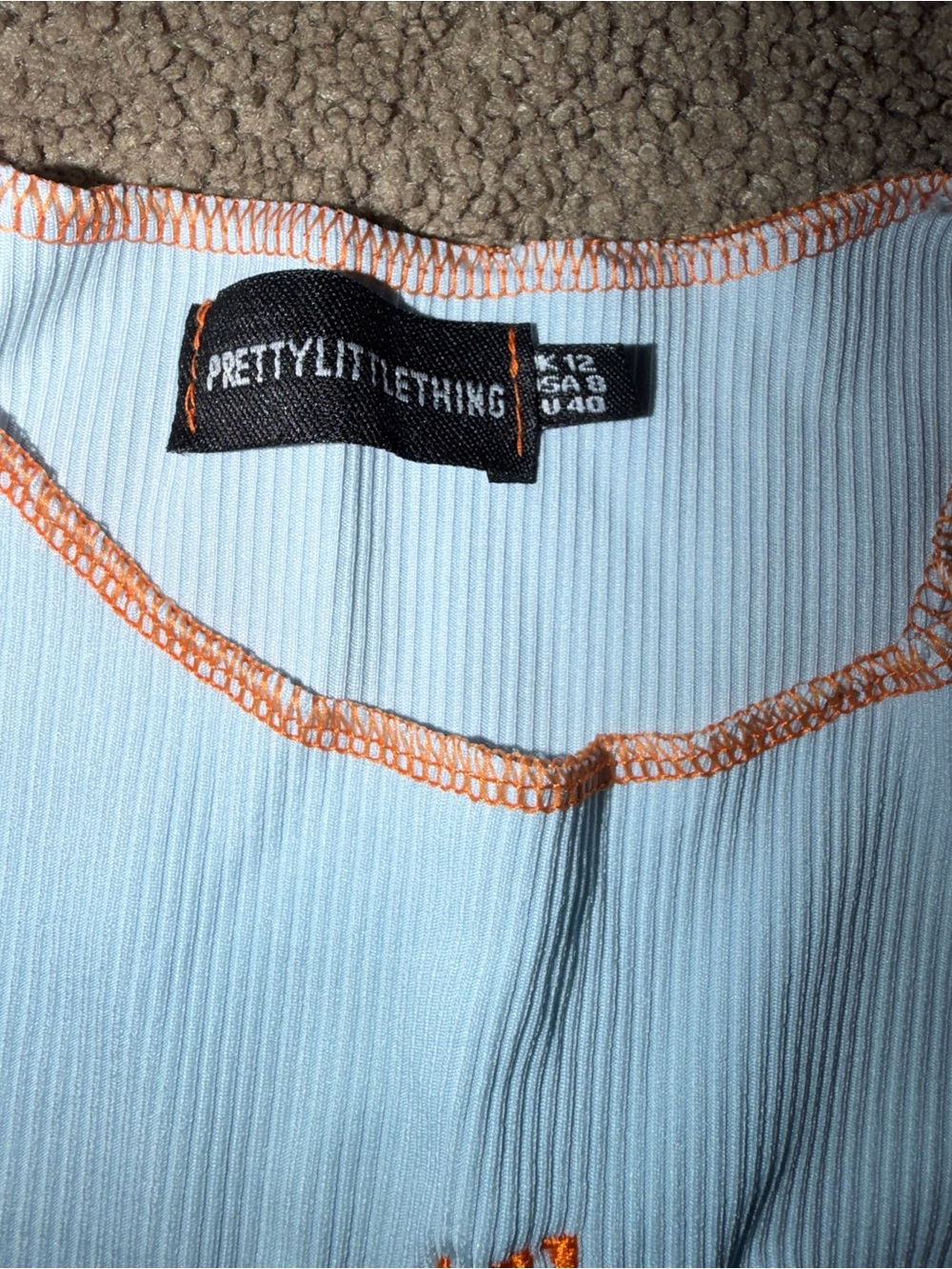 PrettyLittleThing Light Blue Ribbed Crop Tank with Orange Contrast - Picture 2 of 3